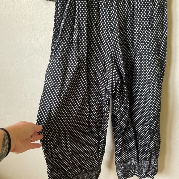 ***VINTAGE 1980's Black and White Polka Dot Jumper*** - Picture 6 of 7